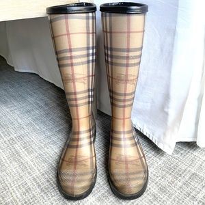BURBERRY Haymarket Boots